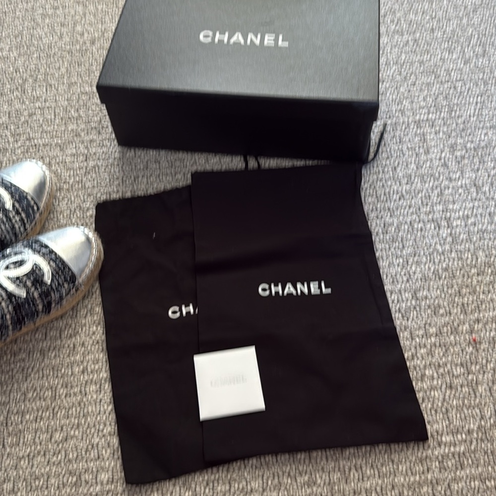 Chanel Espadrilles Tweed Blue Black Sliver Shoes 36 - Picture 12 of 12